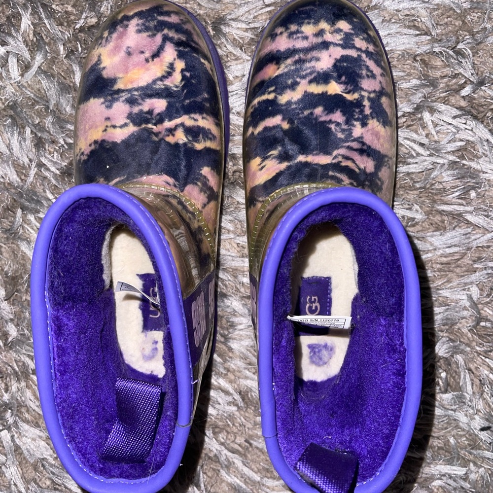 UGG Classic Clear Mini Boot Purple (Size 9) WORN ONCE
